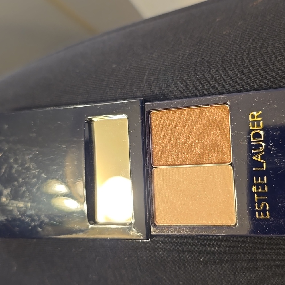 Estée Lauder Travel.size Eyeshadow Palette,neutrals!! - Picture 2 of 4